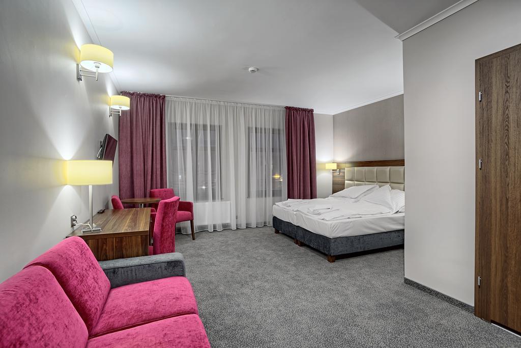 Hotel Kamieniczka Legnica Zimmer foto